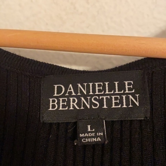 DANIELLE BERNSTEIN SOLID BLACK SWEATER LARGE - Picture 2 of 3